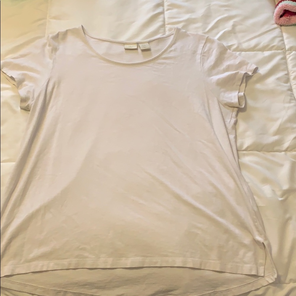 Basic white tee